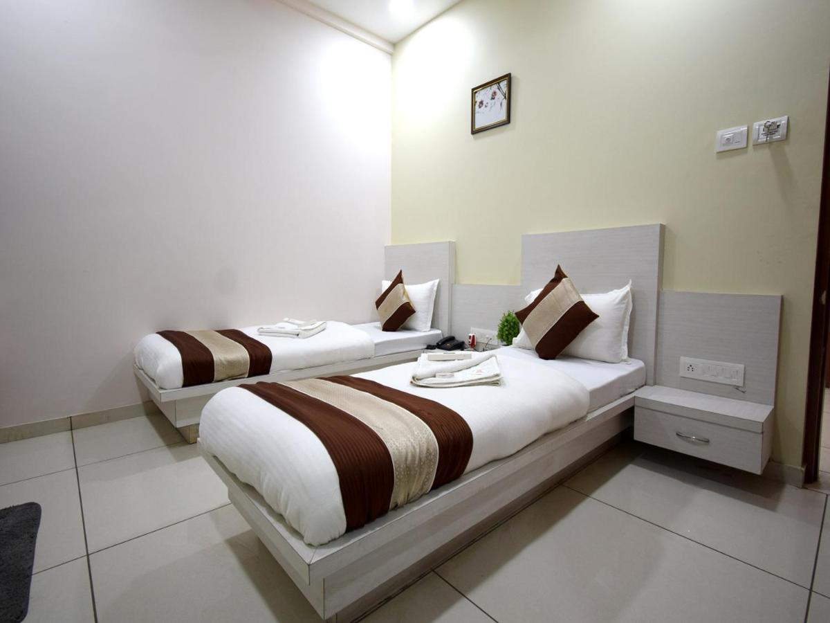 Hotel Embassy Kalol Exterior photo