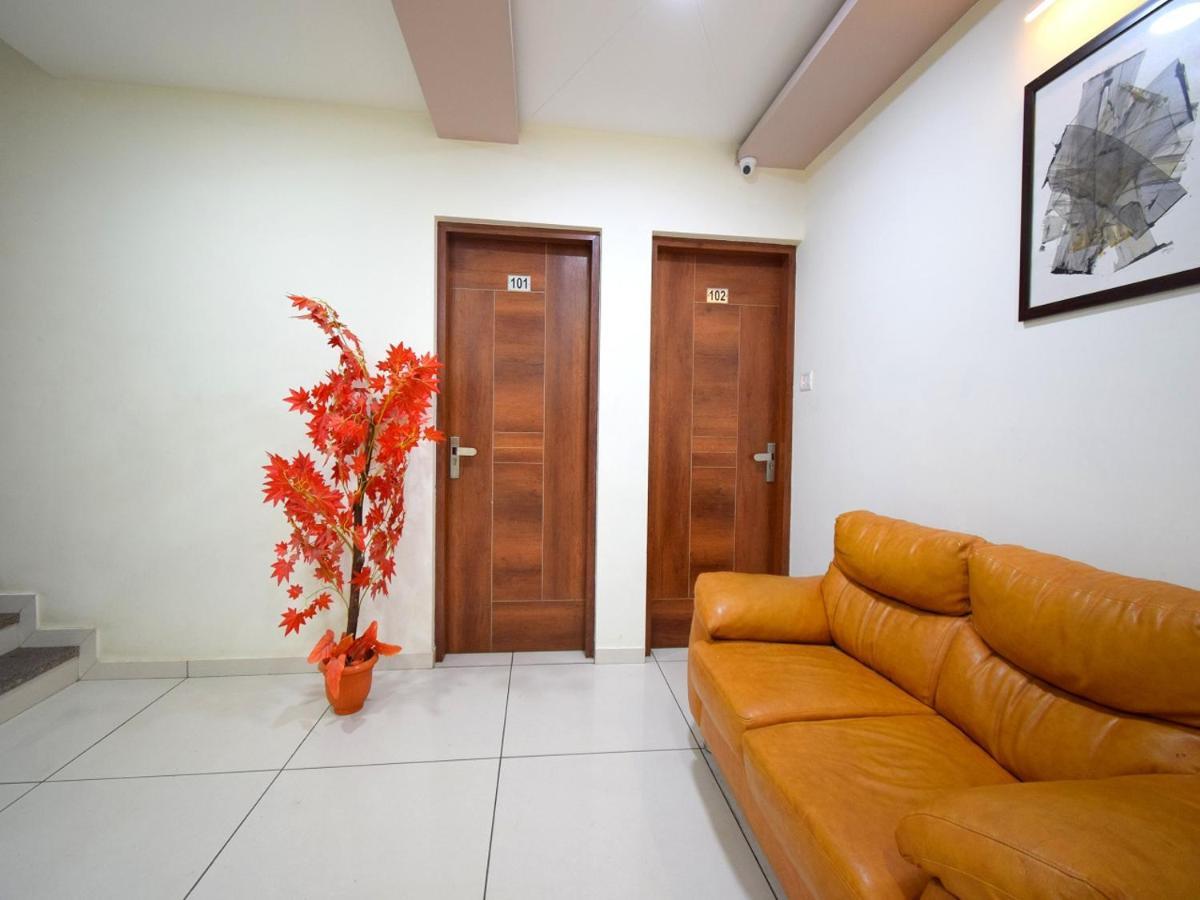 Hotel Embassy Kalol Exterior photo