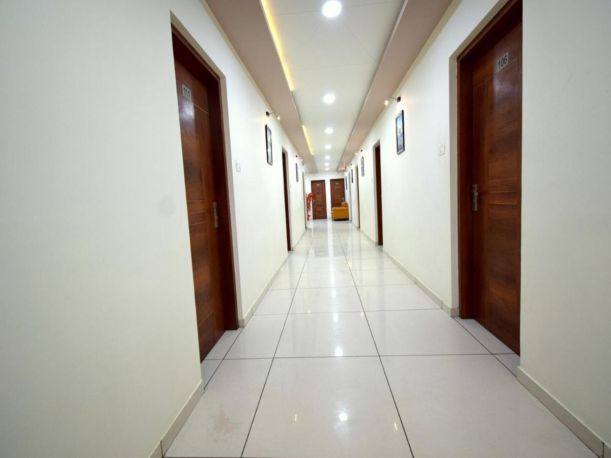 Hotel Embassy Kalol Exterior photo