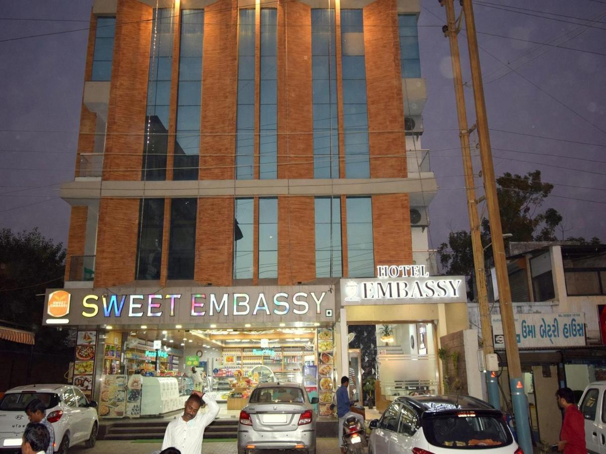 Hotel Embassy Kalol Exterior photo